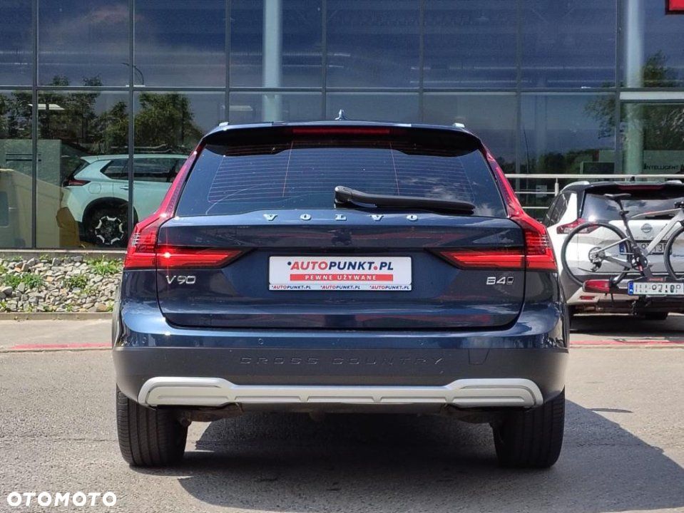 Volvo V90 Cross Country - 6