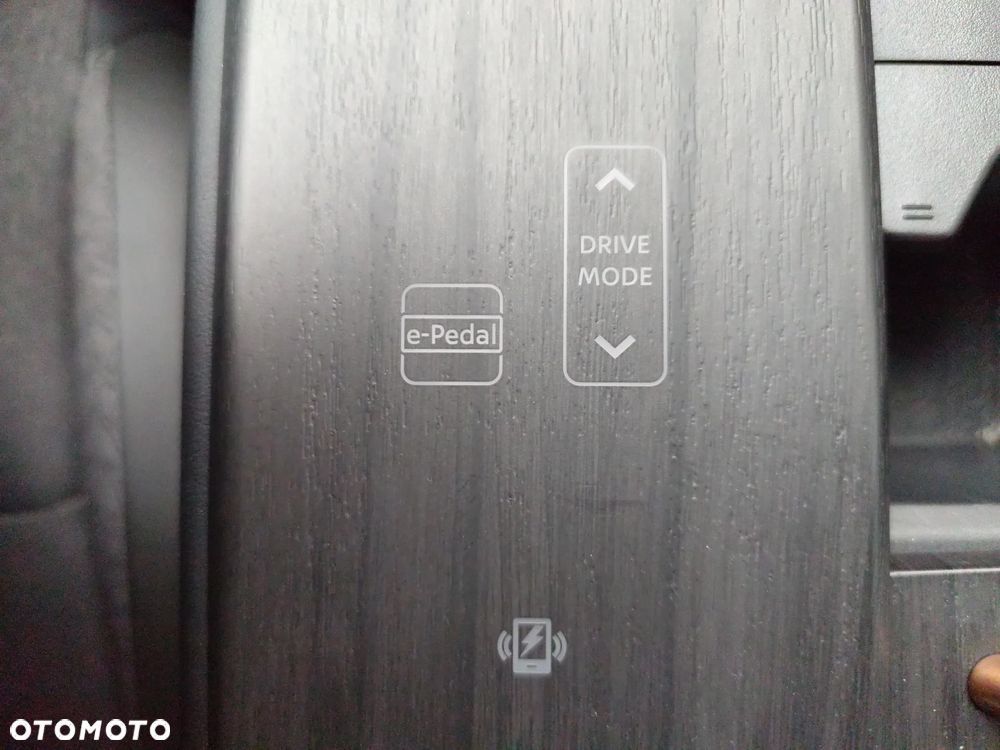 Nissan Ariya 63kWh Advance - 19