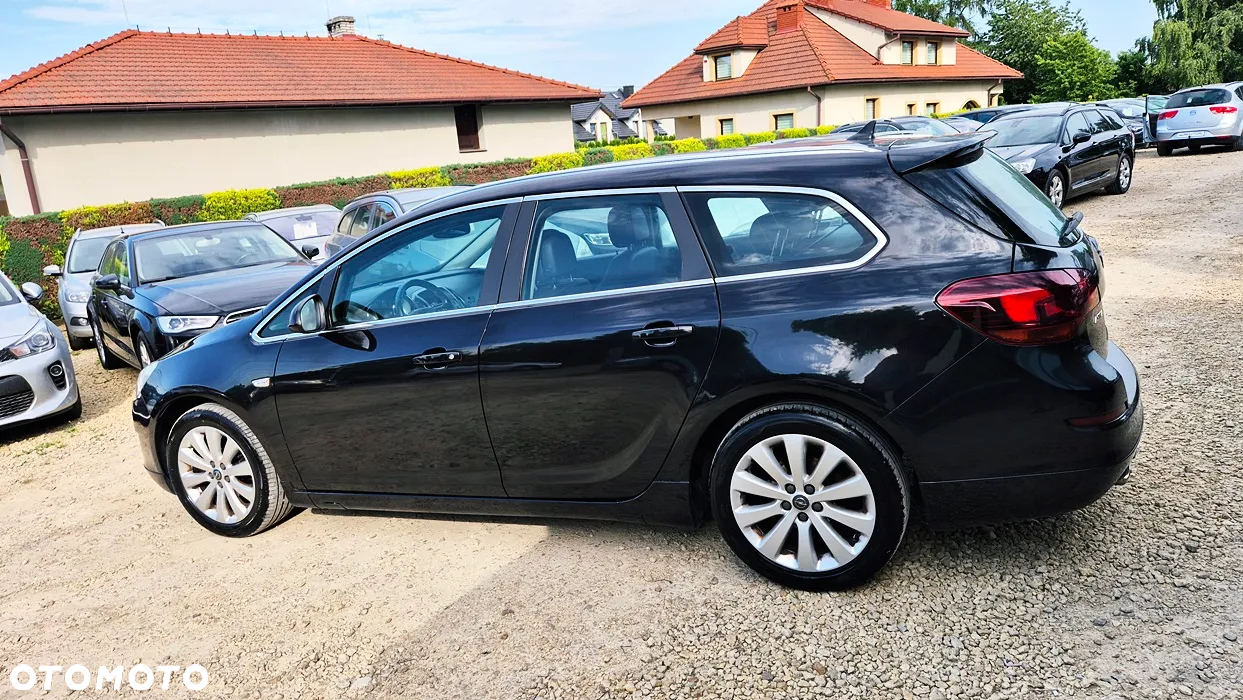 Opel Astra IV 1.4 T Cosmo - 22
