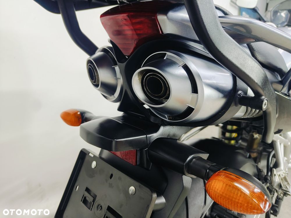 Yamaha FZS - 12