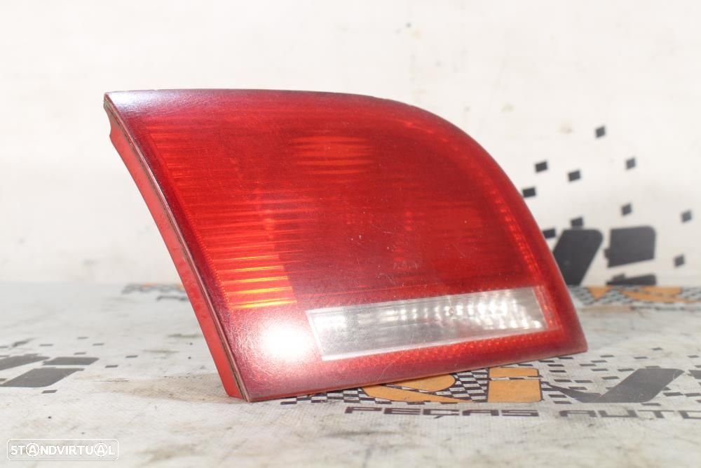 Farolim Esquerdo Audi A3 Sportback (8Pa)  8P4945093b / Chassi Condutor - 2