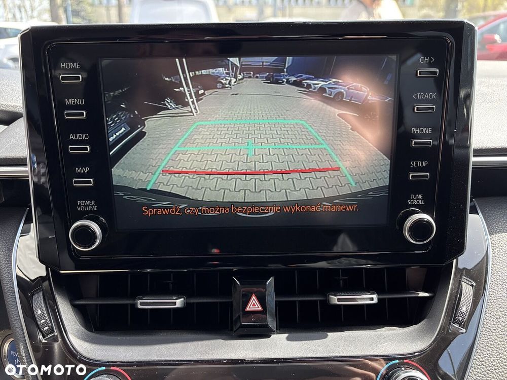 Toyota Corolla 1.8 Hybrid Comfort - 23