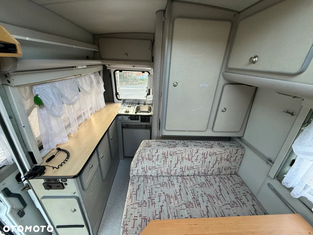 Mercedes-Benz MB 100 - 20