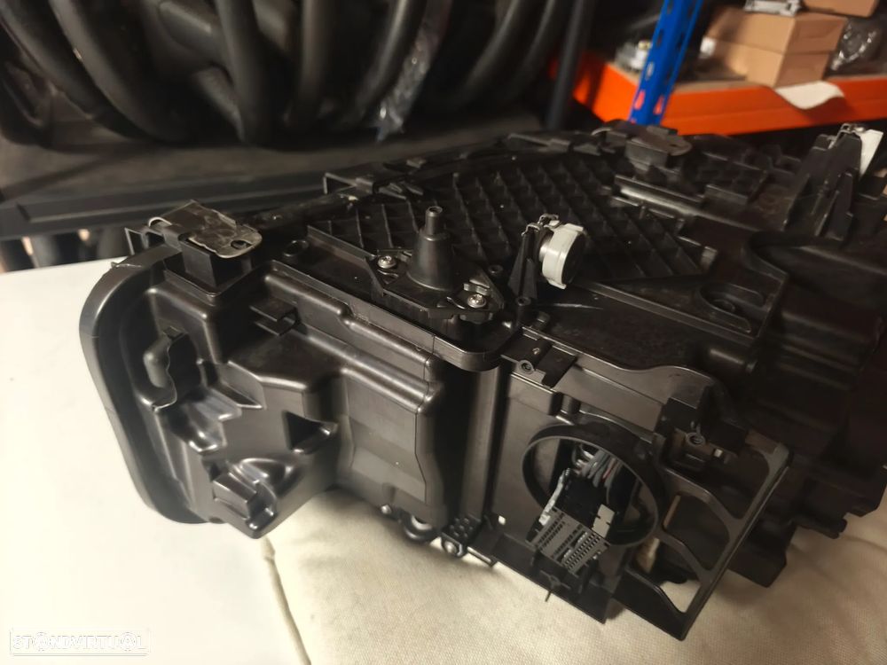 Farol esquerdo full Led Adaptativ BMW G30 G31 lci - 8