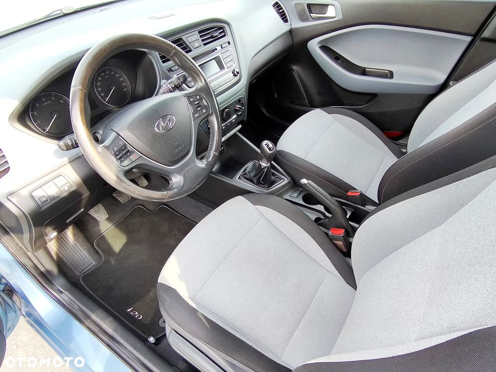 Hyundai i20 1.4 Trend - 13