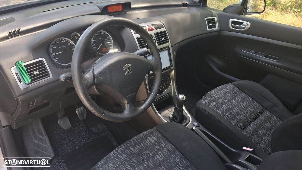 Peugeot 307 1.6 16V XT - 16
