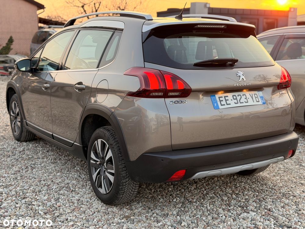 Peugeot 2008 PureTech 110 Stop&Start Allure - 16