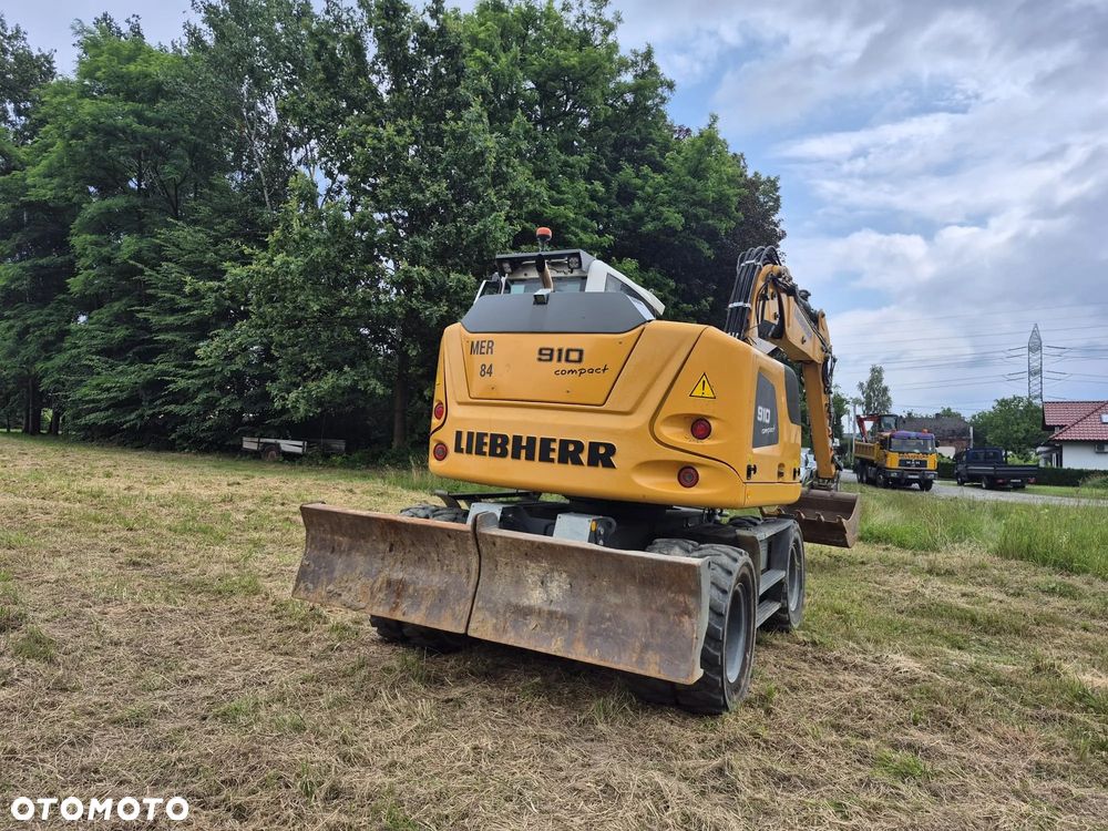 Liebherr 910 - 9