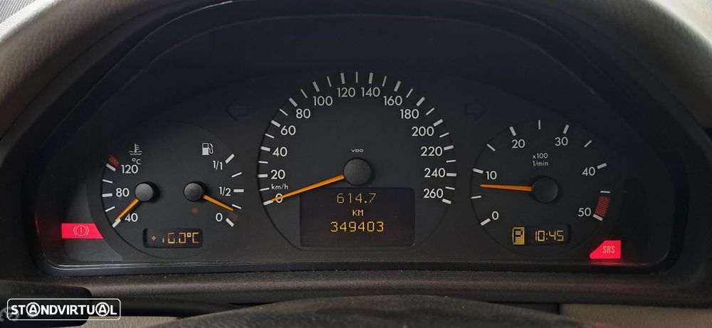 Mercedes-Benz E 220 CDI Classic - 6