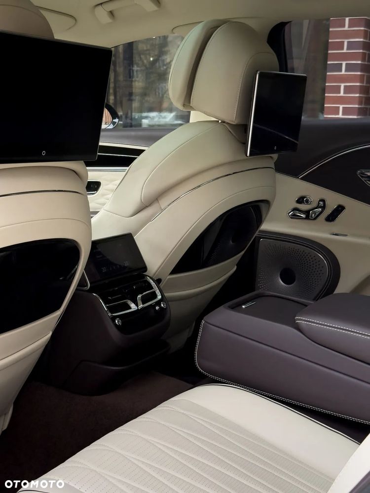 Bentley Flying Spur - 15