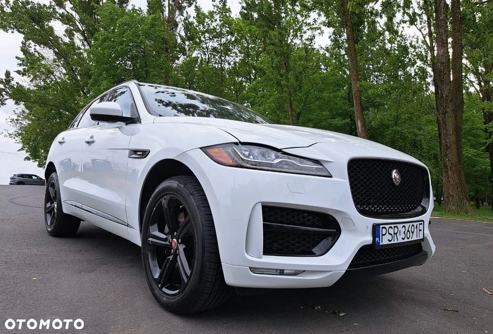 Jaguar F-Pace - 1