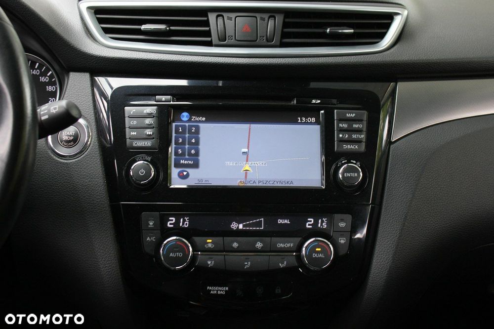 Nissan Qashqai 1.6 DIG-T N-Connecta - 11