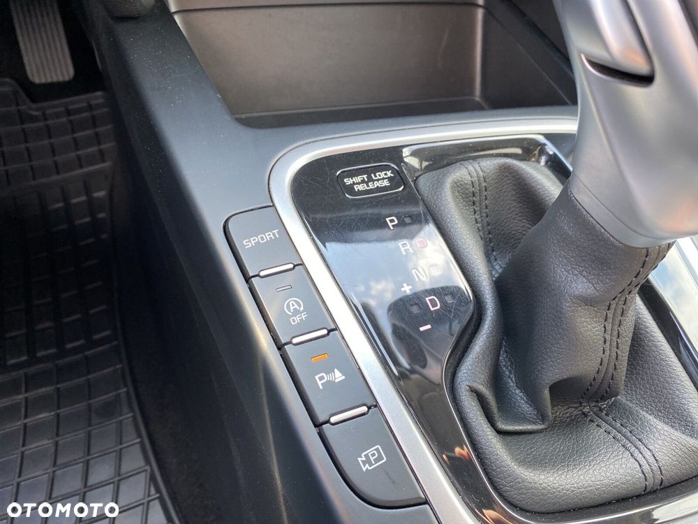 Kia Ceed - 25