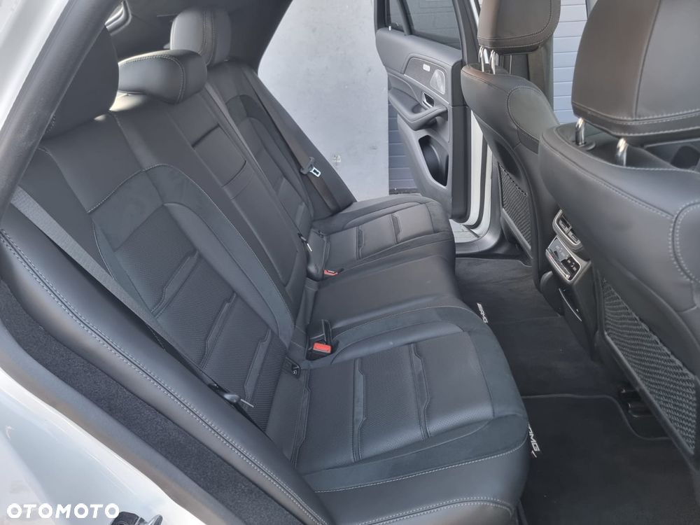 Mercedes-Benz GLE - 27