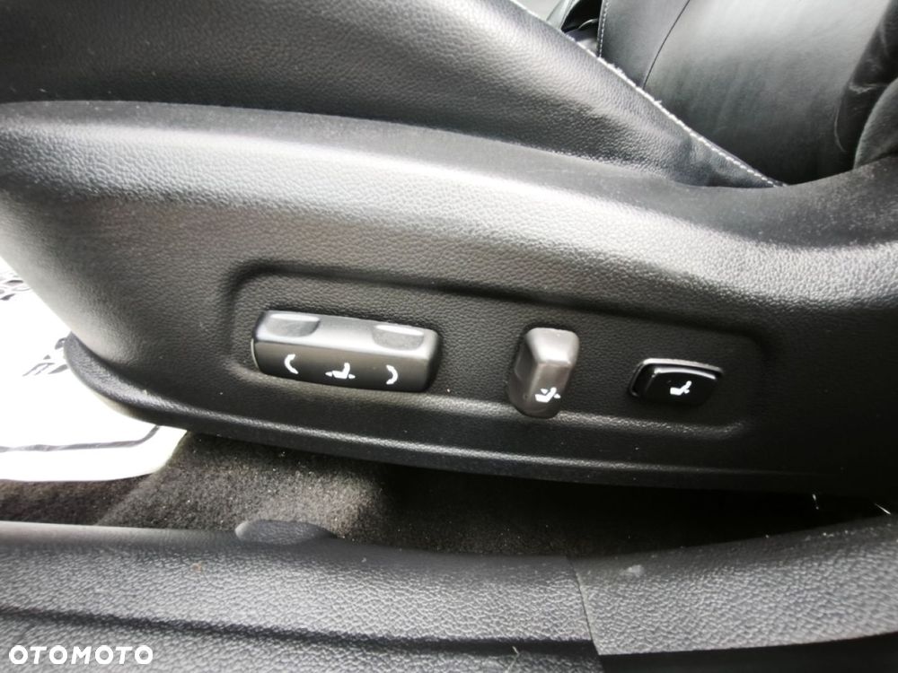 Kia Ceed - 16