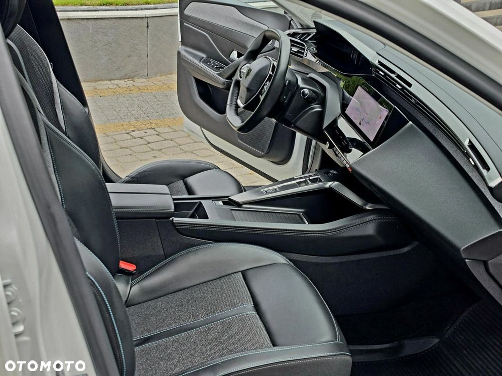 Peugeot 308 - 6