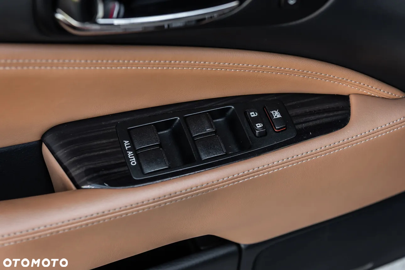 Lexus LS 600h Elite EU6 - 16
