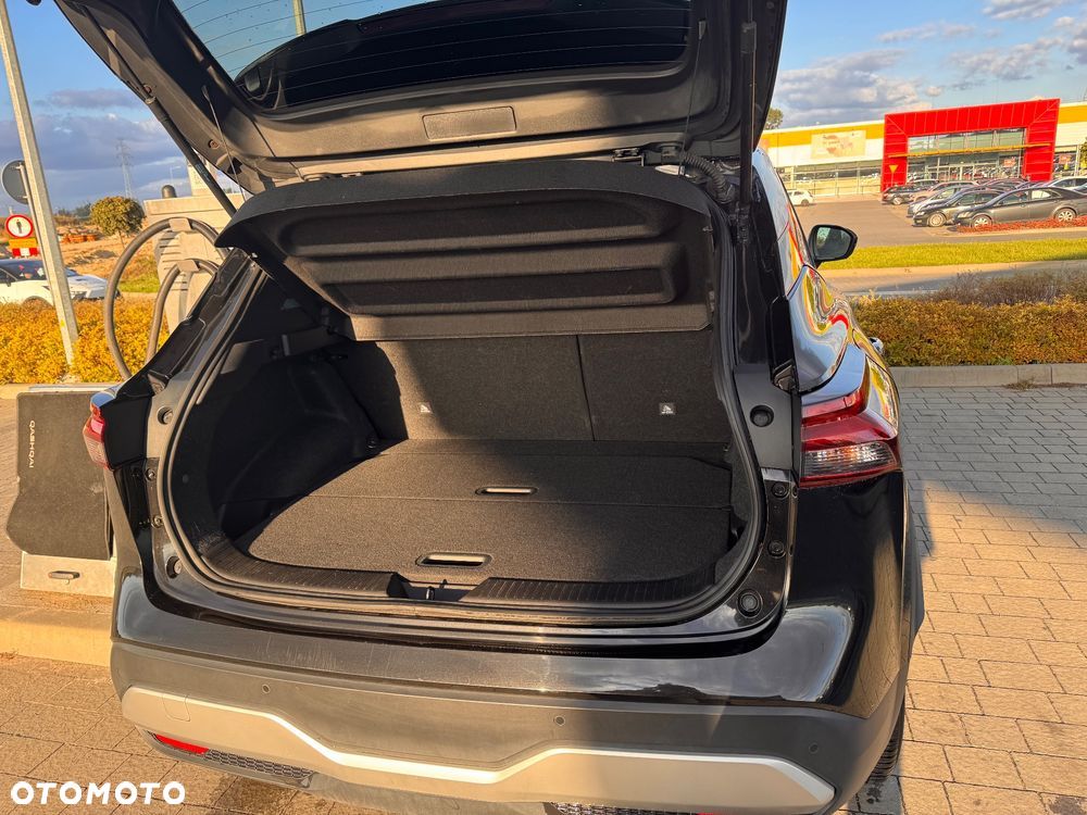 Nissan Qashqai 1.3 DIG-T N-CONNECTA - 13