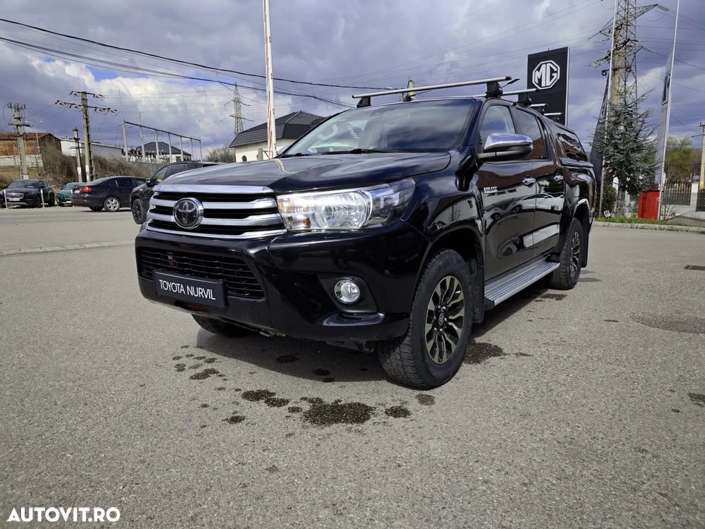 Toyota Hilux 4x4 Double Cab M/T Style - 4