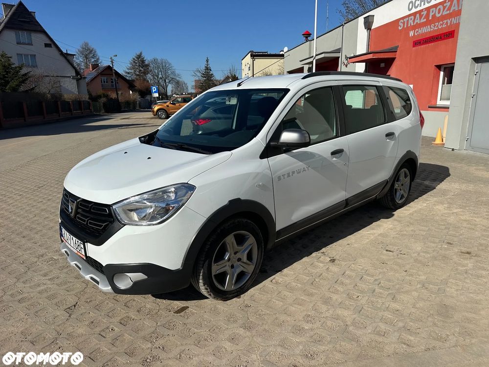 Dacia Lodgy TCe 115 Stepway - 21