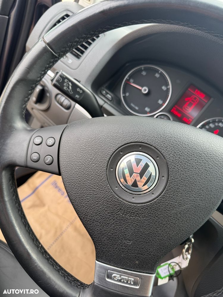 Volkswagen Jetta 2.0 TDI DPF Comfortline - 17