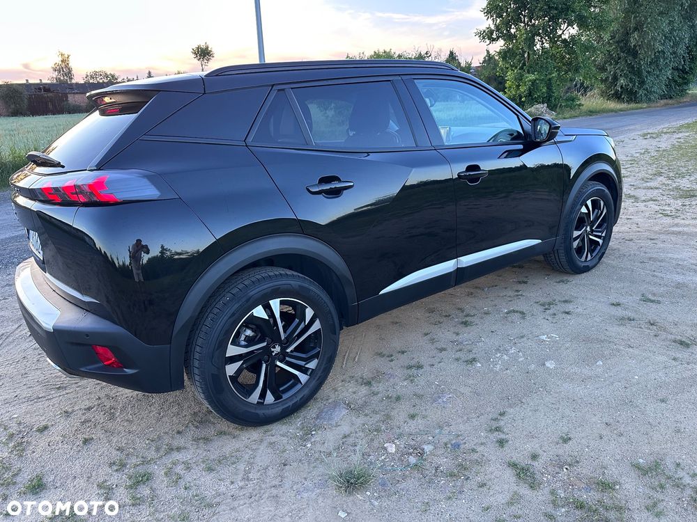 Peugeot 2008 1.2 PureTech Allure S&S EAT8 - 5