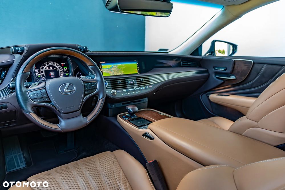 Lexus LS - 32