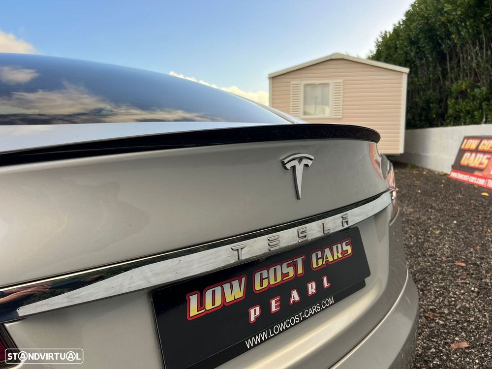 Tesla Model S Long Range AWD - 24