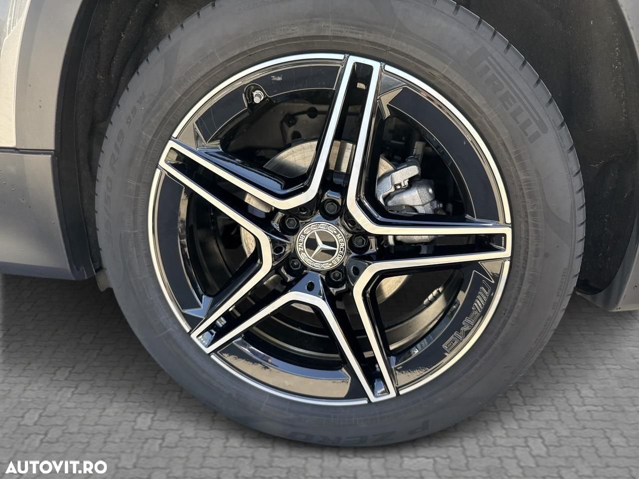 Mercedes-Benz GLB 200 d 4MATIC Aut. - 6