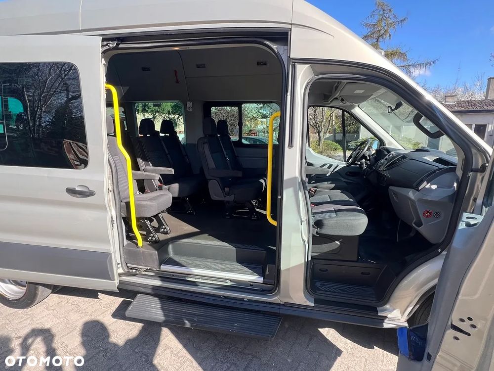Ford Transit autobus 18-osobowy bliźniak super stan - 9