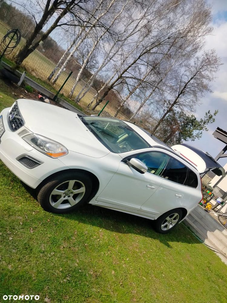 Volvo XC 60 D5 AWD Summum - 4