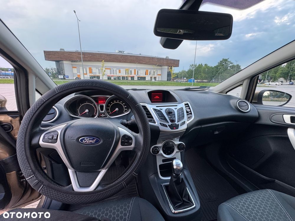 Ford Fiesta 1.4 TDCi Titanium - 21