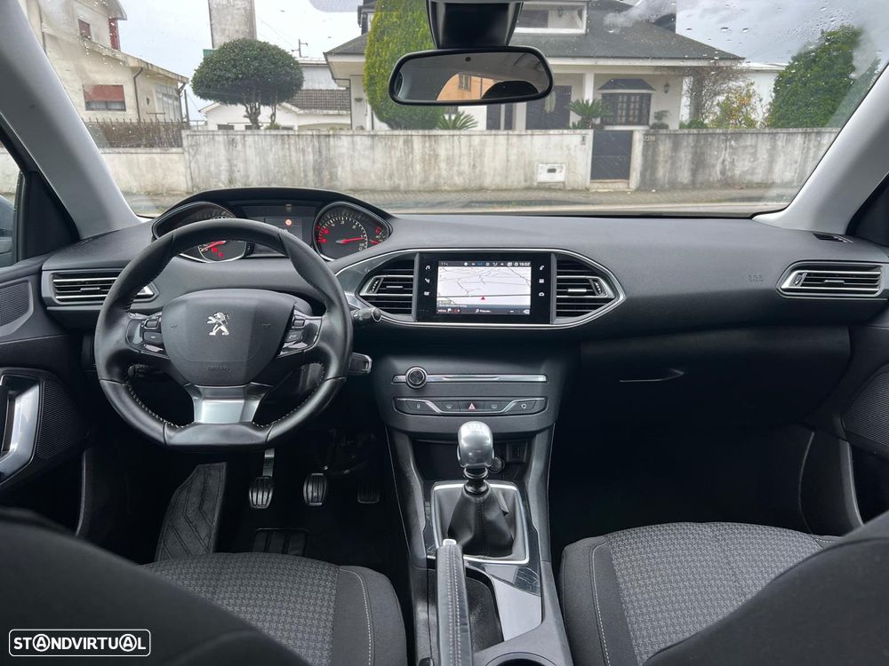 Peugeot 308 SW BlueHDi 130 Stop & Start Active - 11