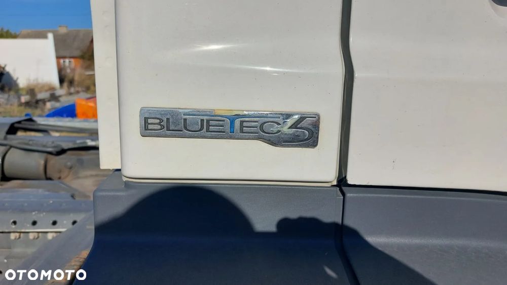 Mercedes-Benz AXOR 1833 - 21