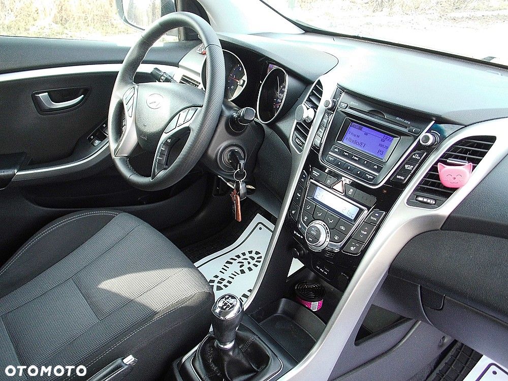 Hyundai i30 1.6 CRDi Fifa World Cup Edition - 22