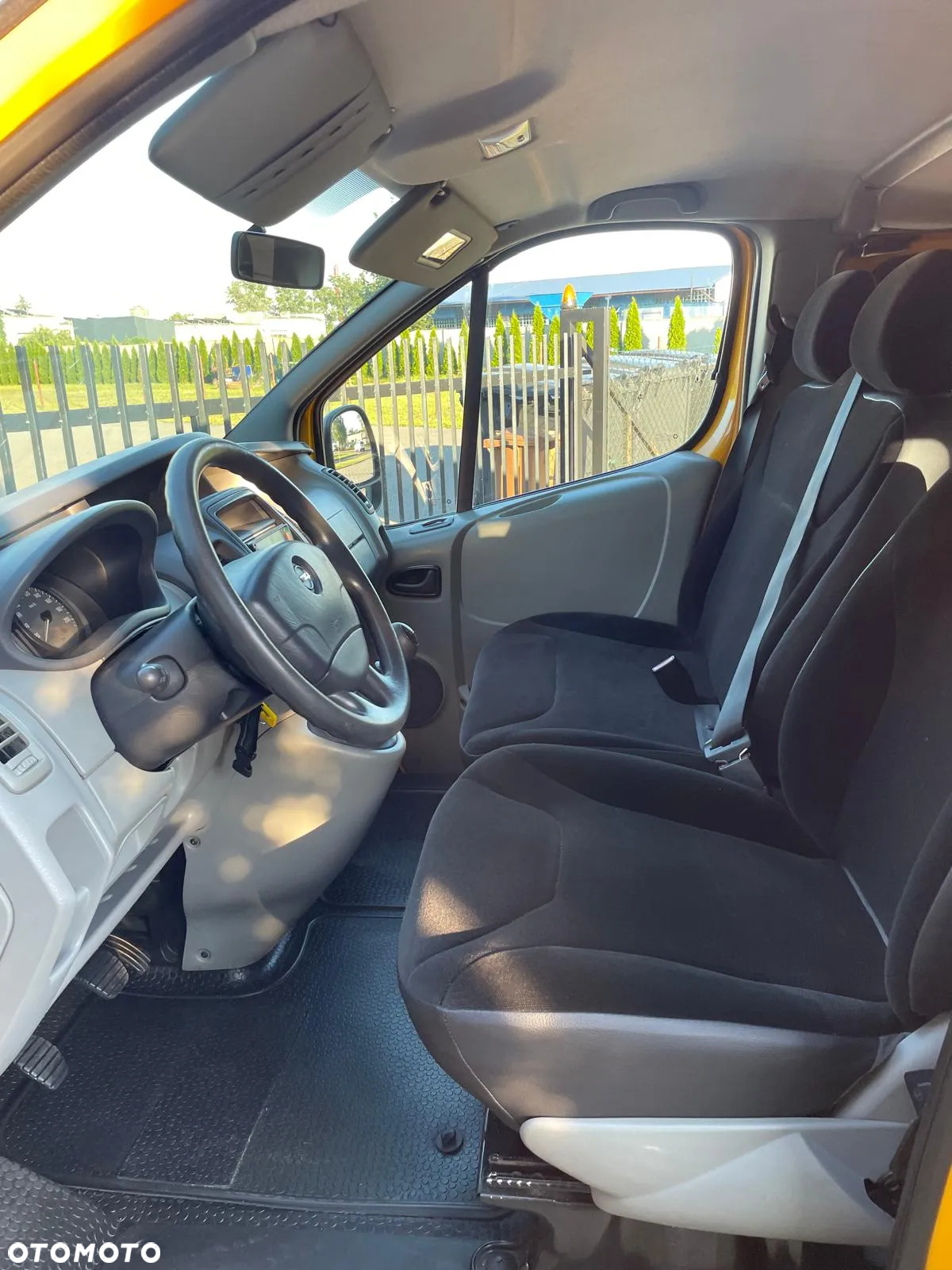 Opel Vivaro 2.0 CDTI L2H1 - 18