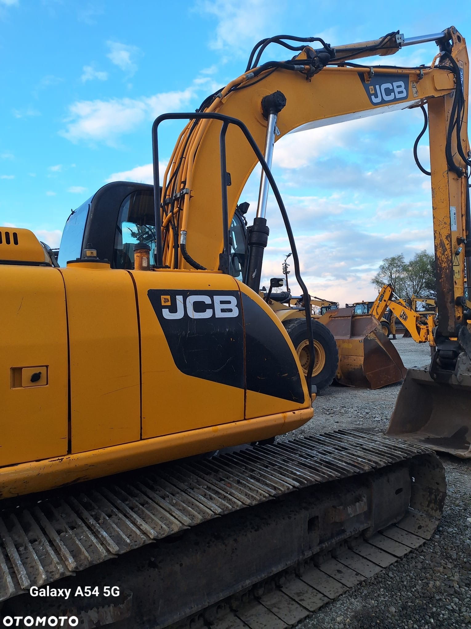 JCB - 2