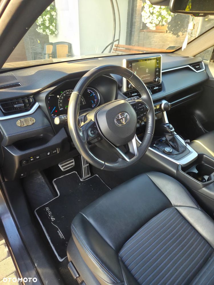 Toyota Rav4 2021 photo 4