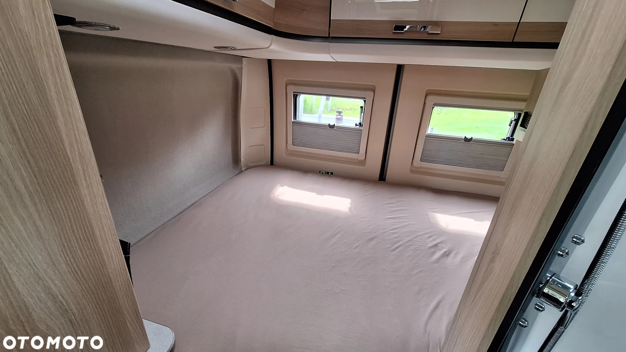 KNAUS CAMPEREVE MAGELLAN - 12