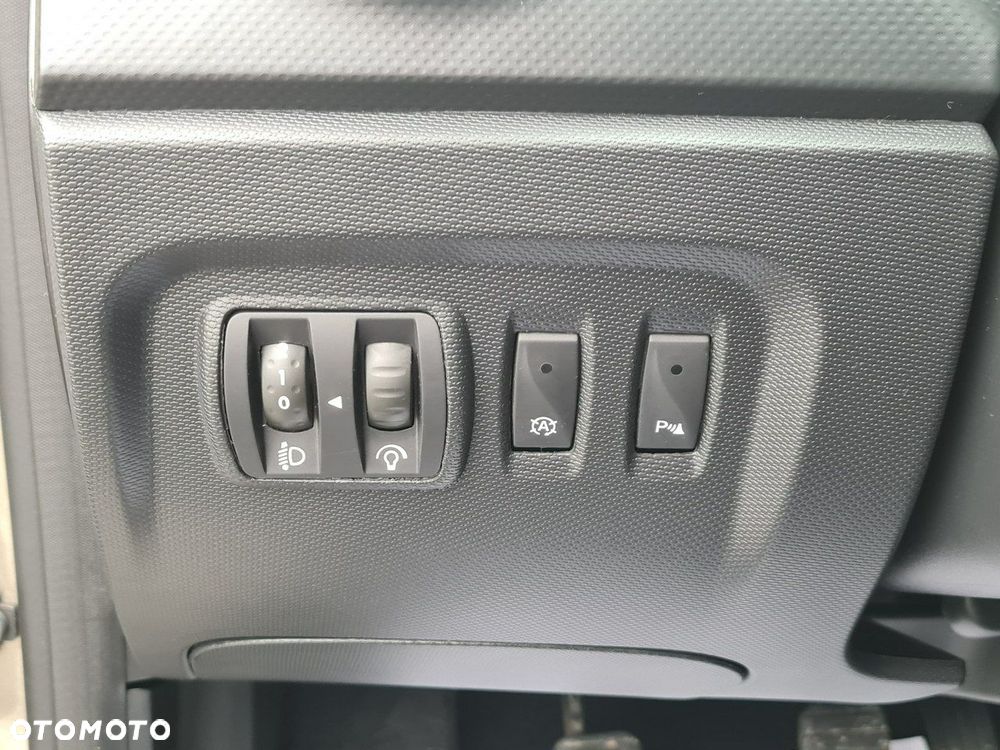 Renault Captur 0.9 Energy TCe Intens EU6 - 18