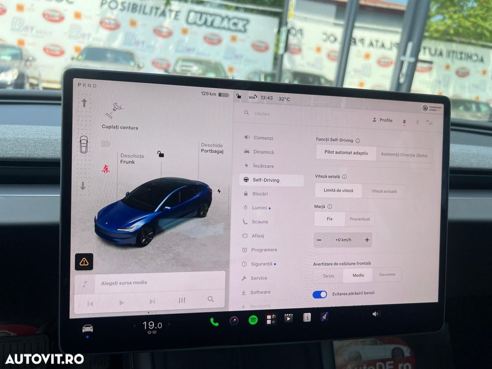 Tesla Model 3 - 21