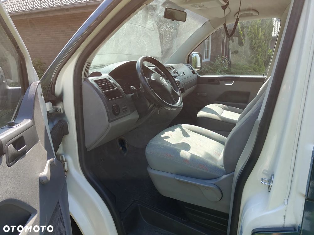 Volkswagen T5 - 5