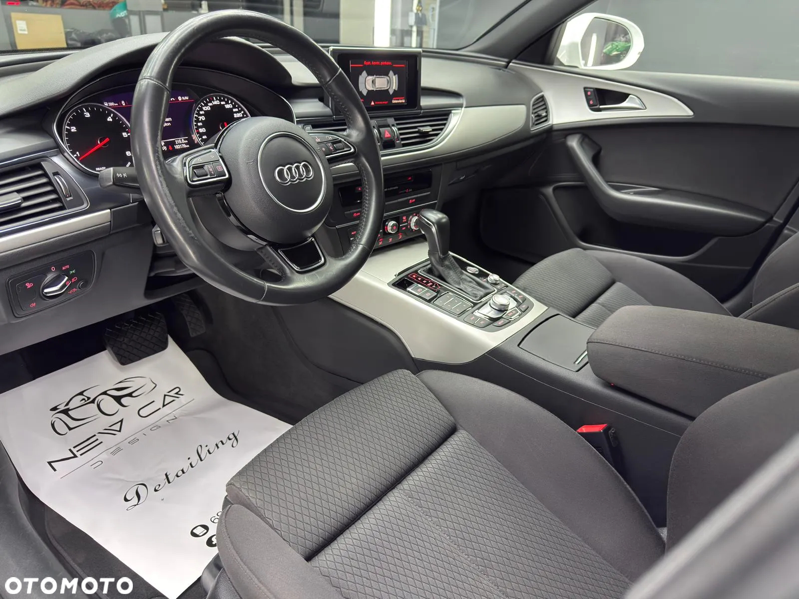 Audi A6 Avant 2.0 TDI Ultra S tronic - 24