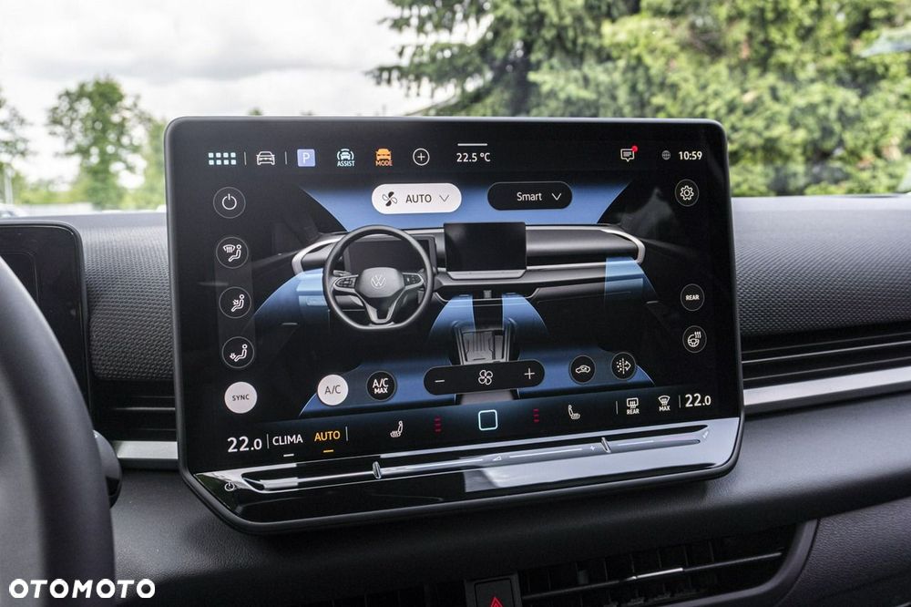 Volkswagen T-Roc - 24