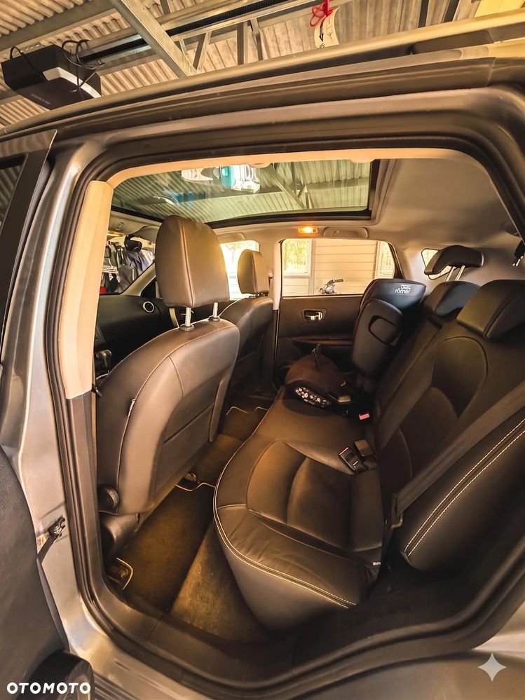 Nissan Qashqai 2.0 Tekna CVT - 11