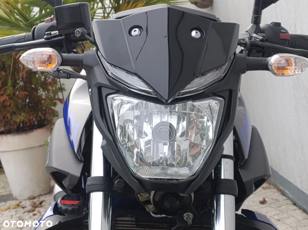 Yamaha MT - 2