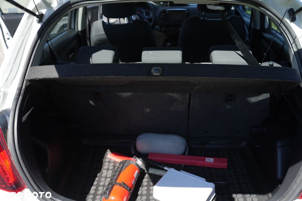 Toyota Yaris Hybrid 100 Premium EU6 - 16