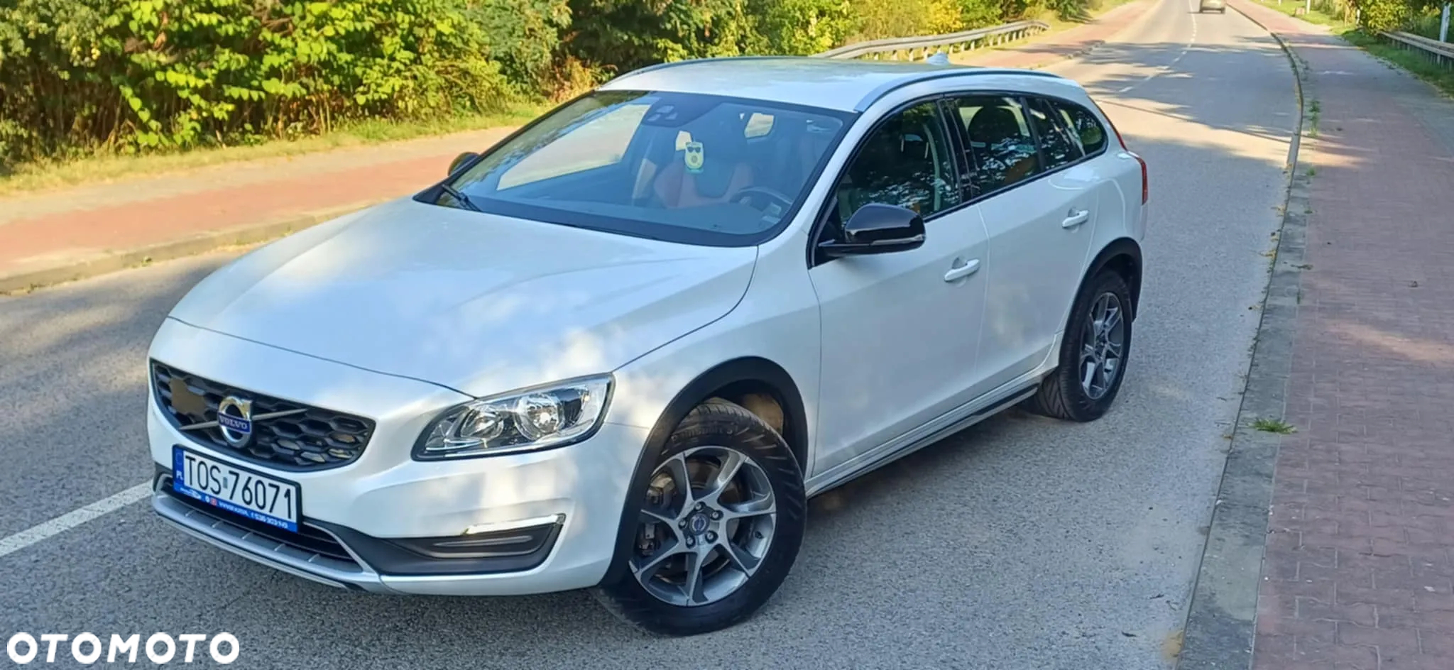 Volvo V60 Cross Country D3 Drive-E Momentum - 19