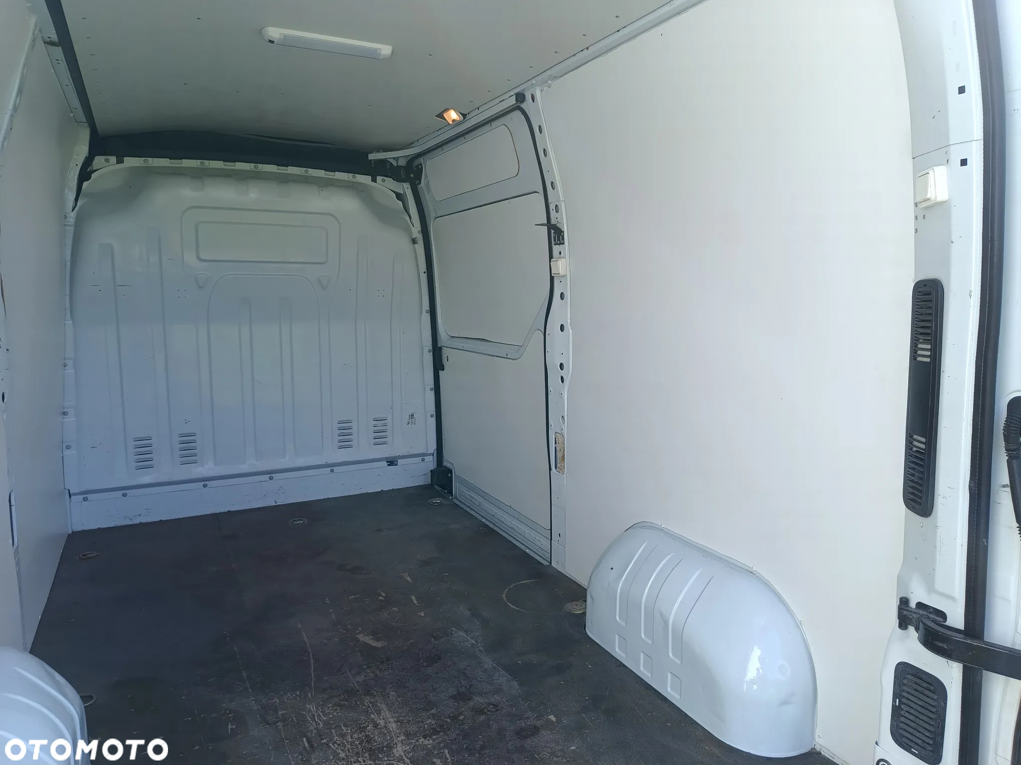 Renault Master L2H2 2.3 dCi 145 kM, 2011 rok  3.5T ORGINALNY PRZEBIEG, NAVI, KLIMA, OGRZEWANIE POSTOJOWE, HAK - 23