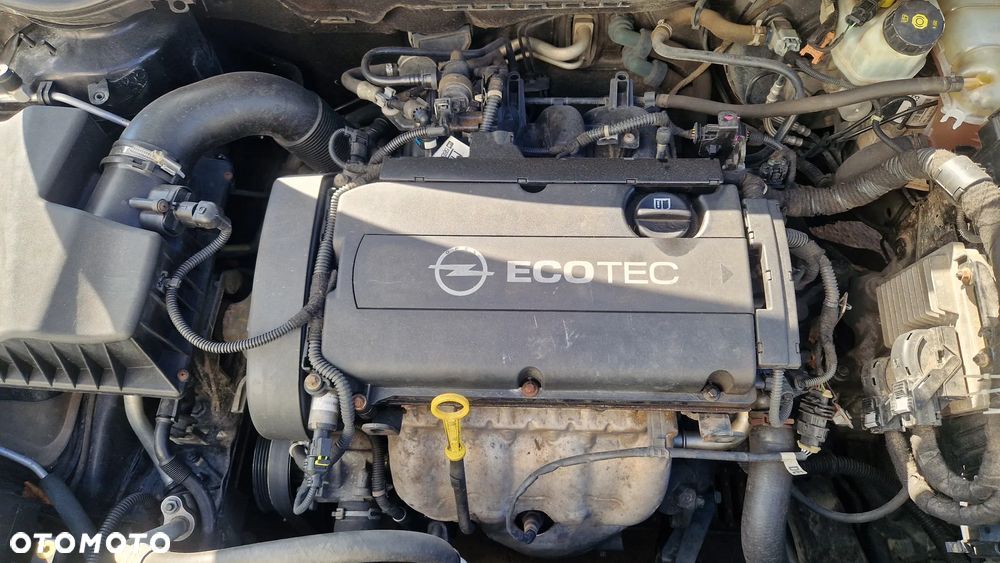 OPEL ASTRA CORSA MERIVA ZAFIRA 1,6 16V SILNIK A16XER